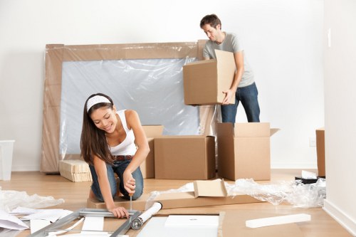 Removals van service for homes in Hampton Wick