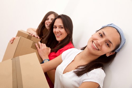 A van service handling flat moves and local collections in Hampton Wick